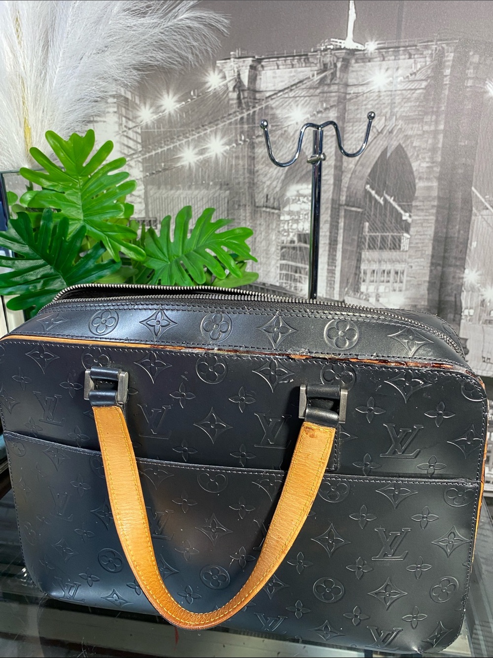Authentic Louis Vuitton Monogram Matte Malden Business Briefcase Bag - Picture 15 of 17